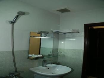 Bonanza Hotel Da Nang Exterior photo