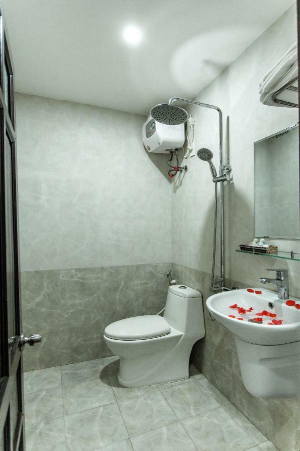 Bonanza Hotel Da Nang Exterior photo